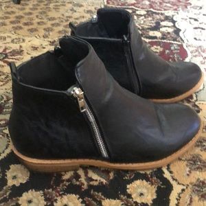 Ankle boots
